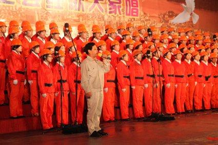 篮网官方:怀特黑德接受手术解决左胫骨应激反应,本赛季报销!