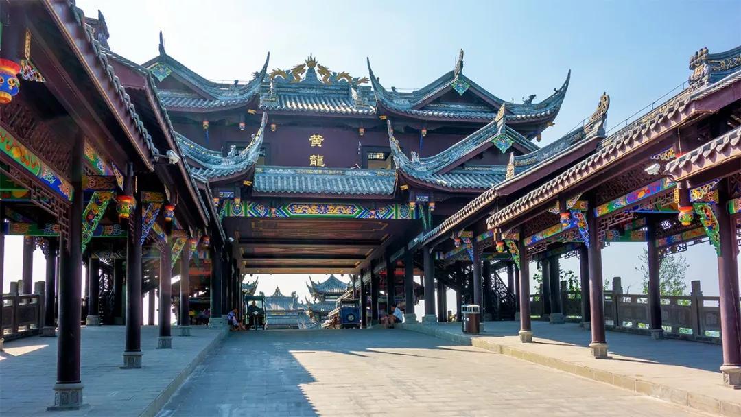 有钱人卧室从不挂这3种窗帘，暗喻家运衰败，越住越贫穷